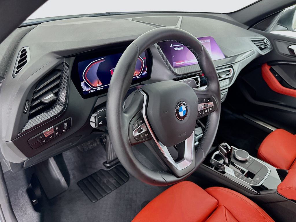 Thumbnail: 2024 BMW 2 Series - 9