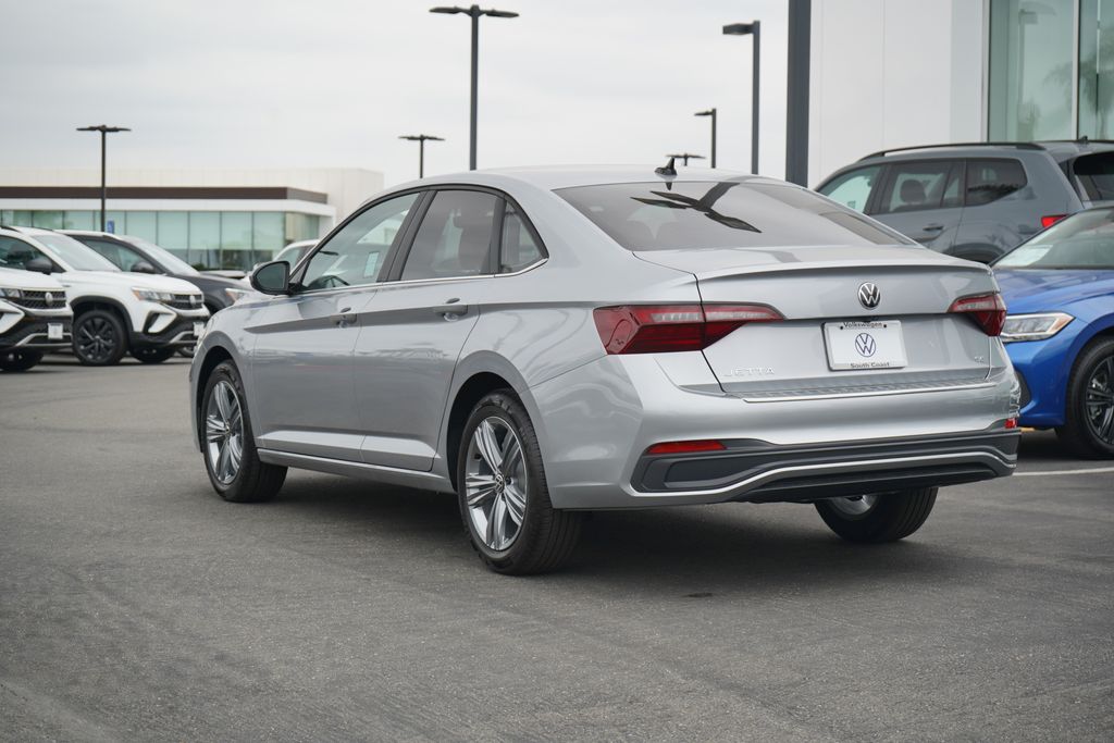 2024 Volkswagen Jetta 1.5T SE 3