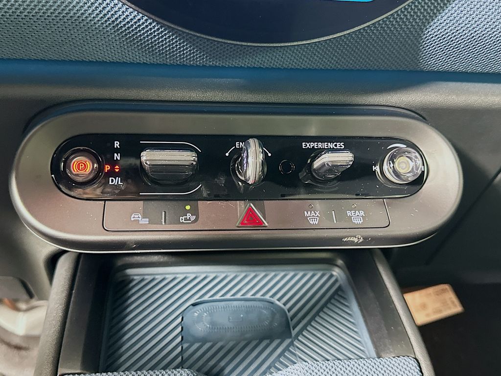 2025 MINI Cooper Countryman Base 15
