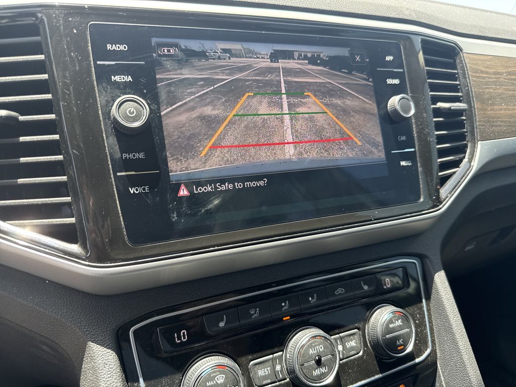 2022 Volkswagen Atlas 3.6L V6 SE w/Technology White at DeMontrond Auto Country