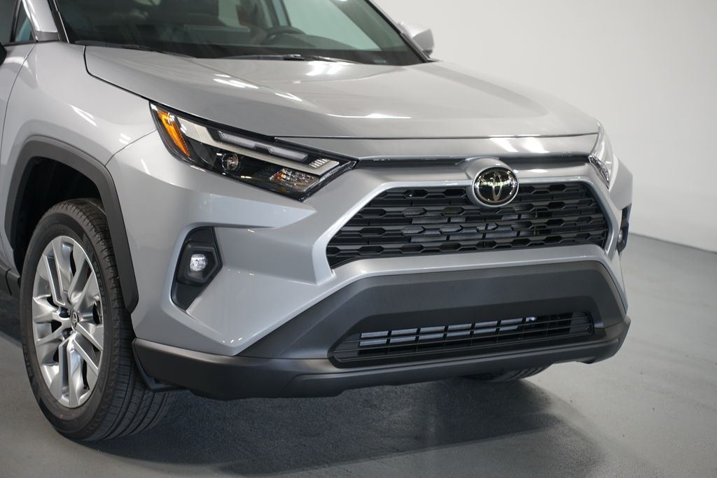 Thumbnail: 2025 Toyota RAV4 - 4