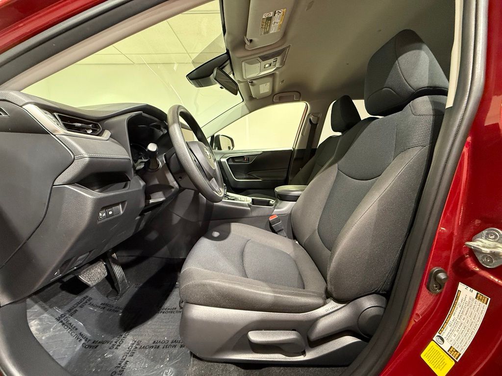 Thumbnail: 2023 Toyota RAV4 - 13