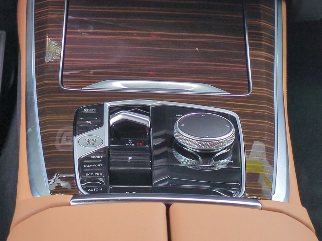 New 2026 White BMW sDrive40i image 19