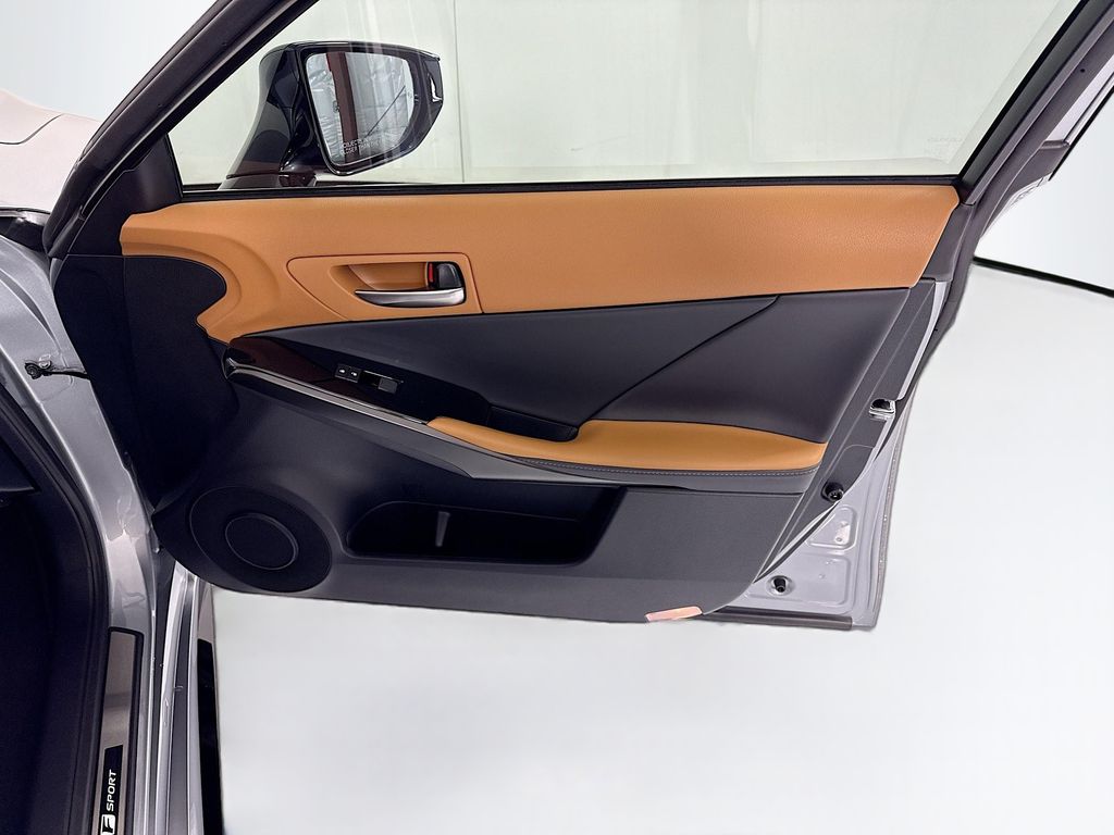 Thumbnail: 2025 Lexus IS - 25