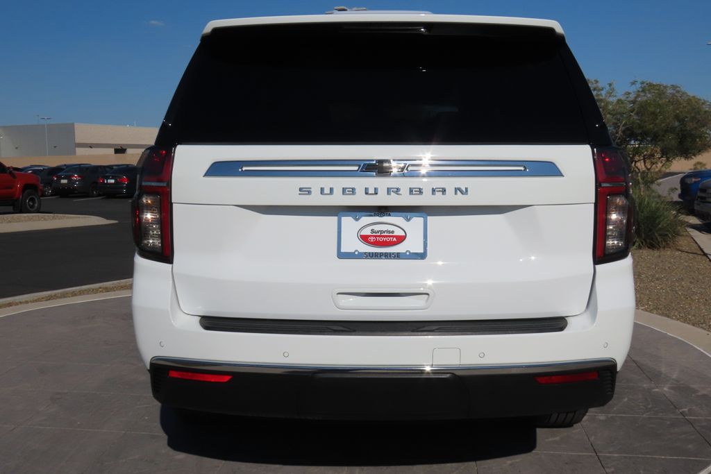 Thumbnail: 2023 Chevrolet Suburban - 6