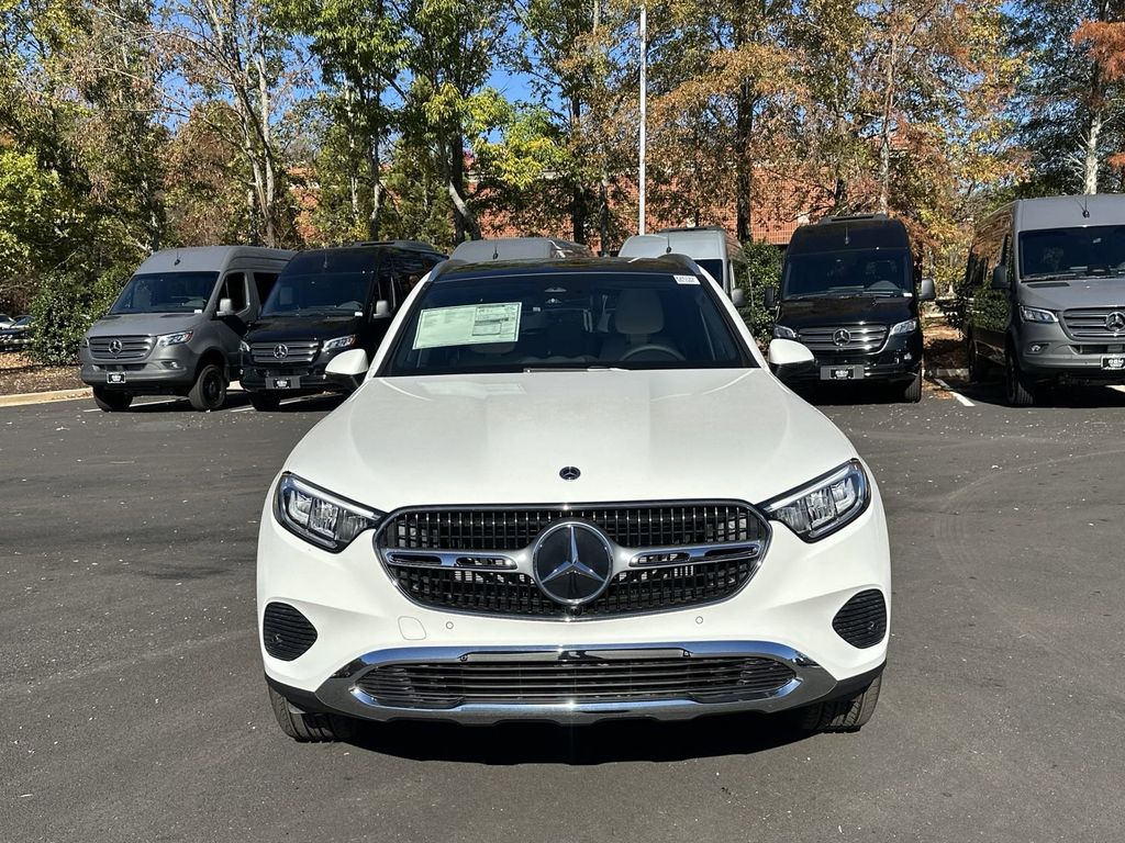 2025 Mercedes-Benz GLC GLC 300 3