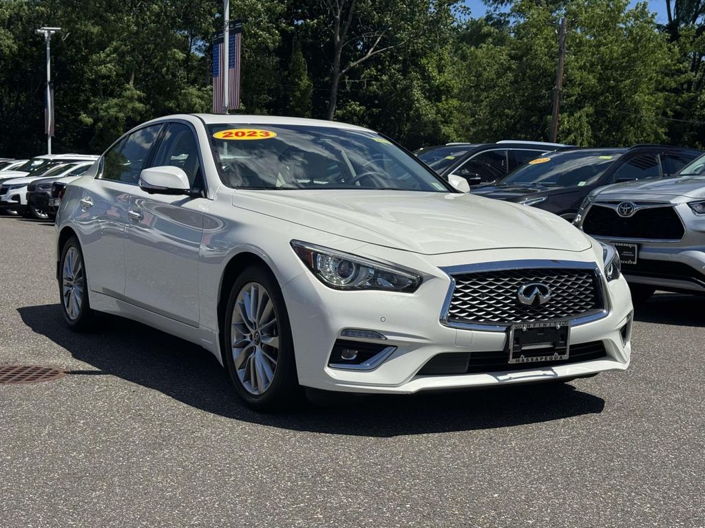 2023 INFINITI Q50 Luxe AWD