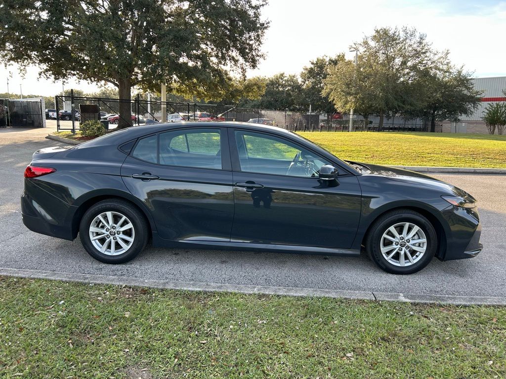 Thumbnail: 2025 Toyota Camry - 6