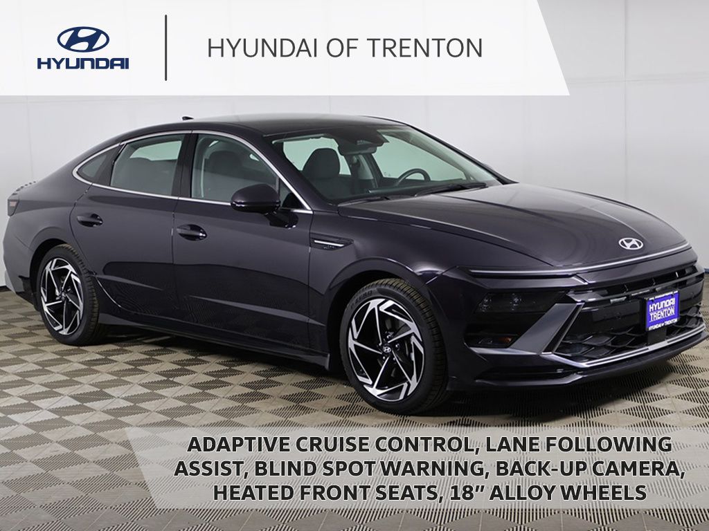 Carbon Blue 2026 Hyundai Sonata Sedan Front-Wheel Drive 8-Speed Automatic