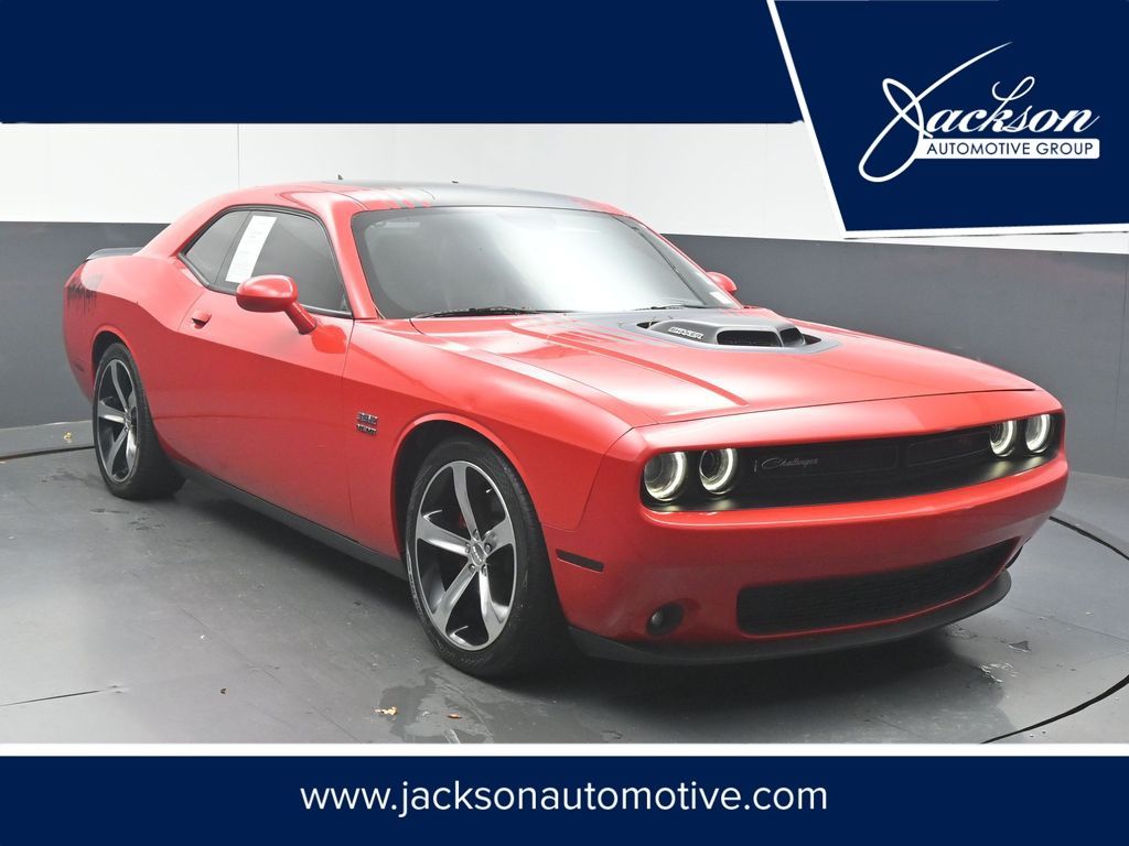 2015 Dodge Challenger R/T Plus RWD