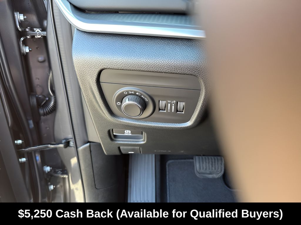 New Car 2025 Jeep Grand Cherokee  For Sale Under $40,000 In Austin, Texas