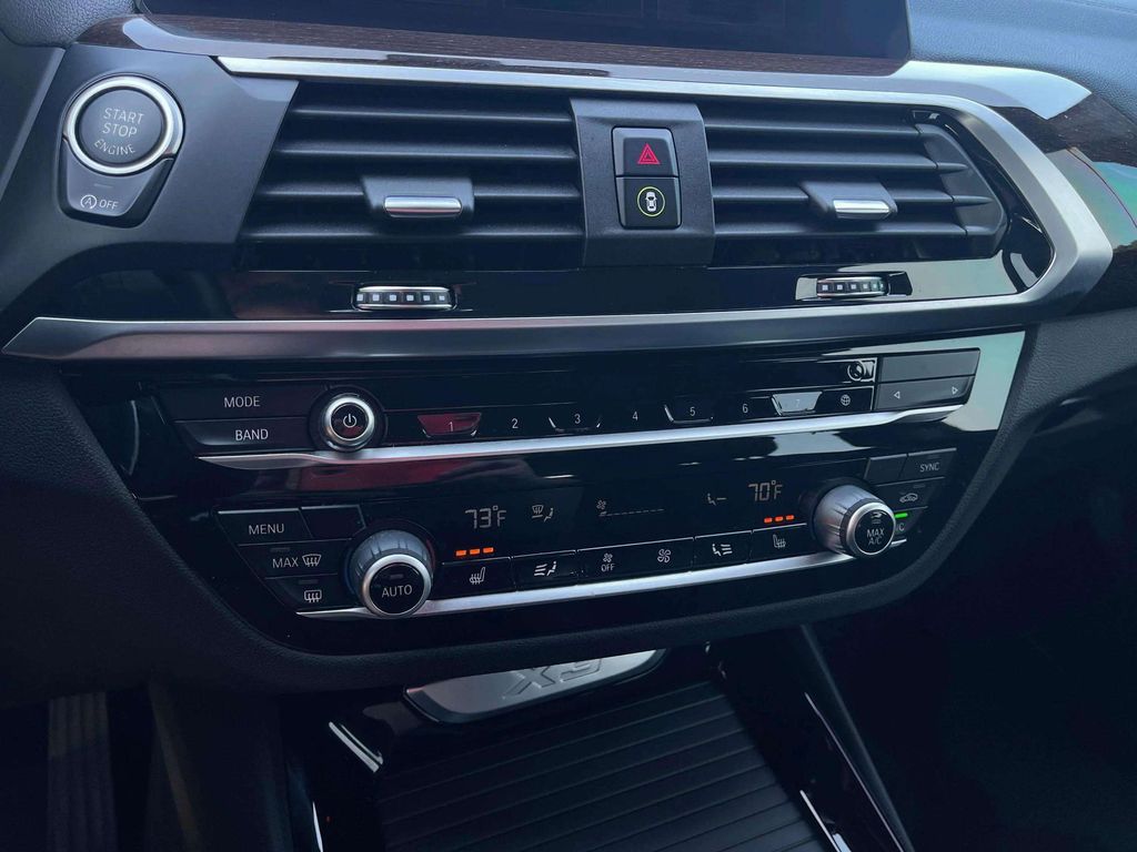 Used 2021 Mineral White Metallic BMW xDrive30i image 13