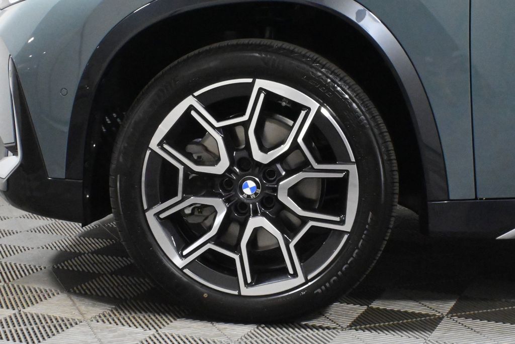 Thumbnail: 2026 BMW X1 - 12