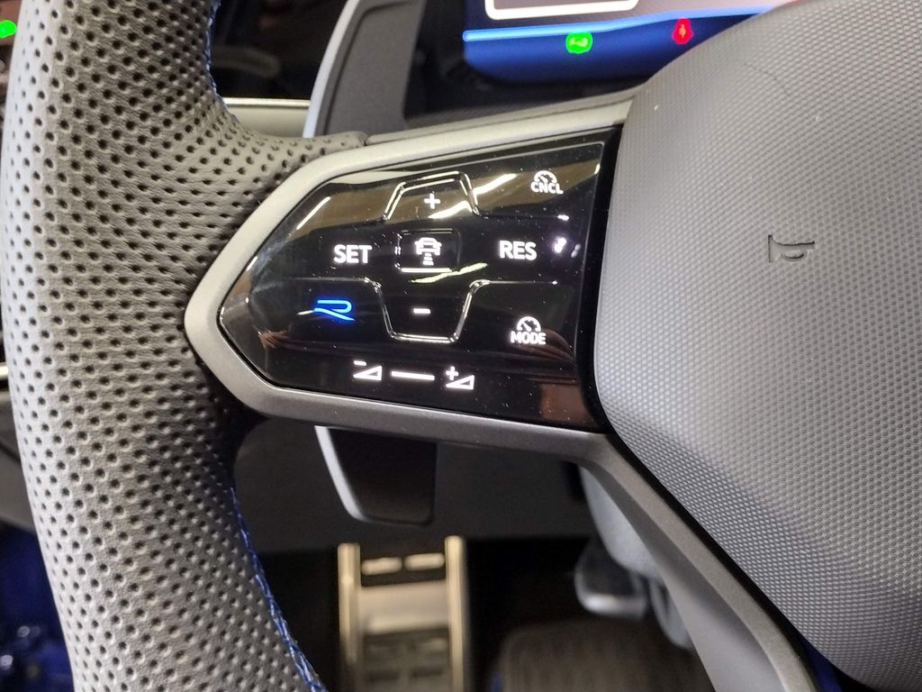 2026 Volkswagen Golf R 2.0T