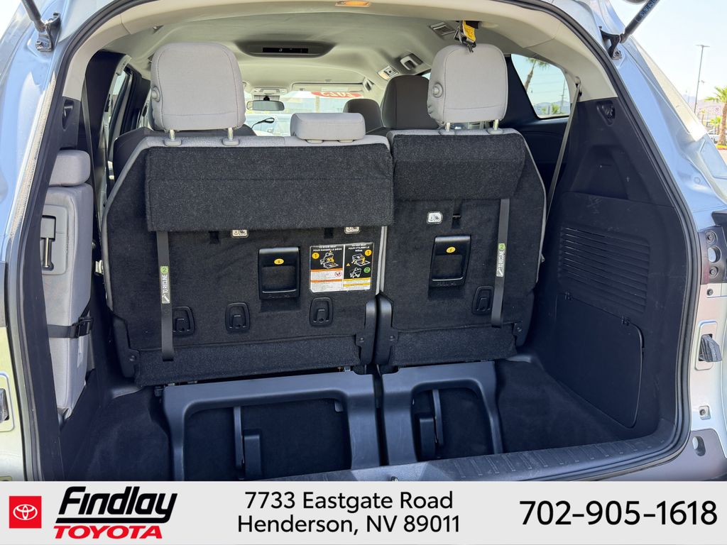 Used 2025 Toyota Sienna Van