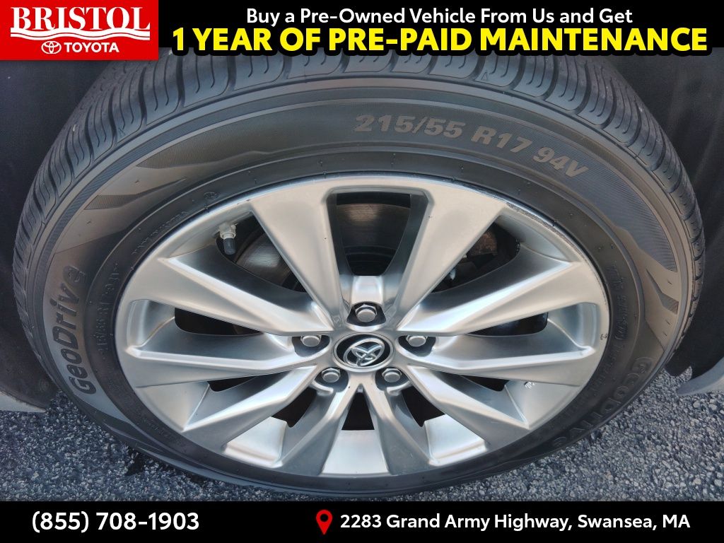 Used 2016 Toyota Camry Sedan