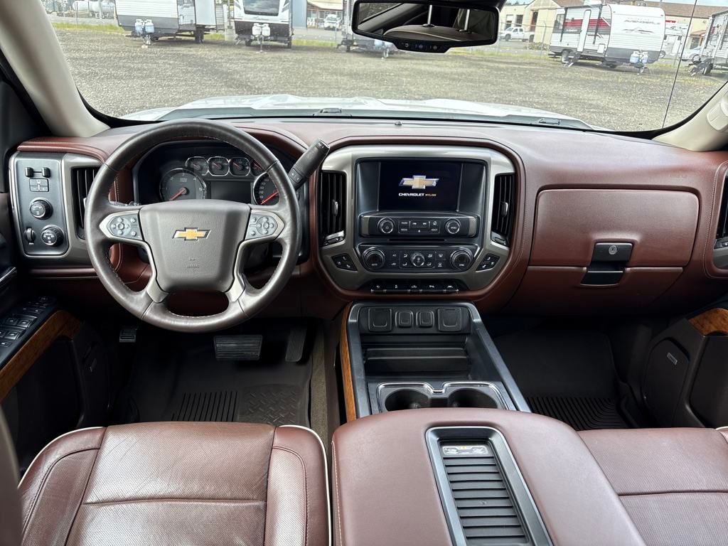 2017 Iridescent Pearl Tricoat Chevrolet Silverado 1500 High Country 4X4 Truck