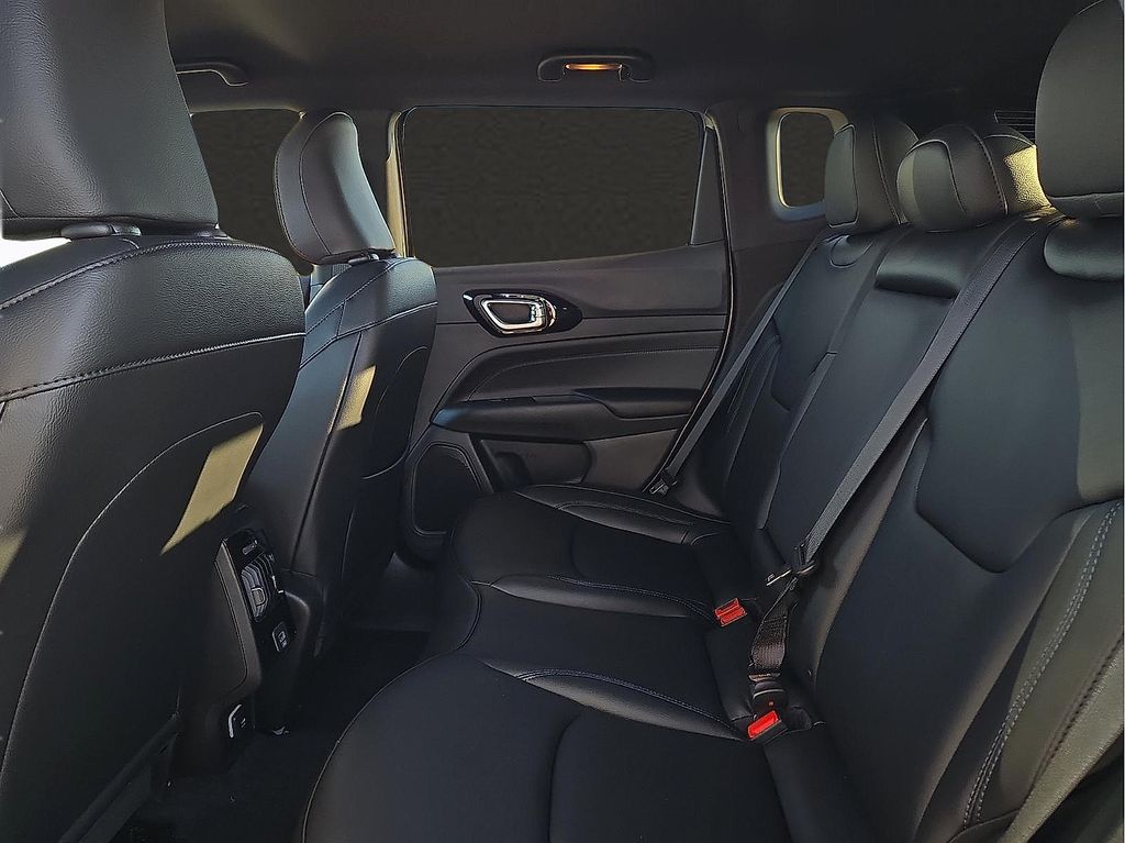 New 2026 Jeep Compass Limited For Sale in Farmington, AR