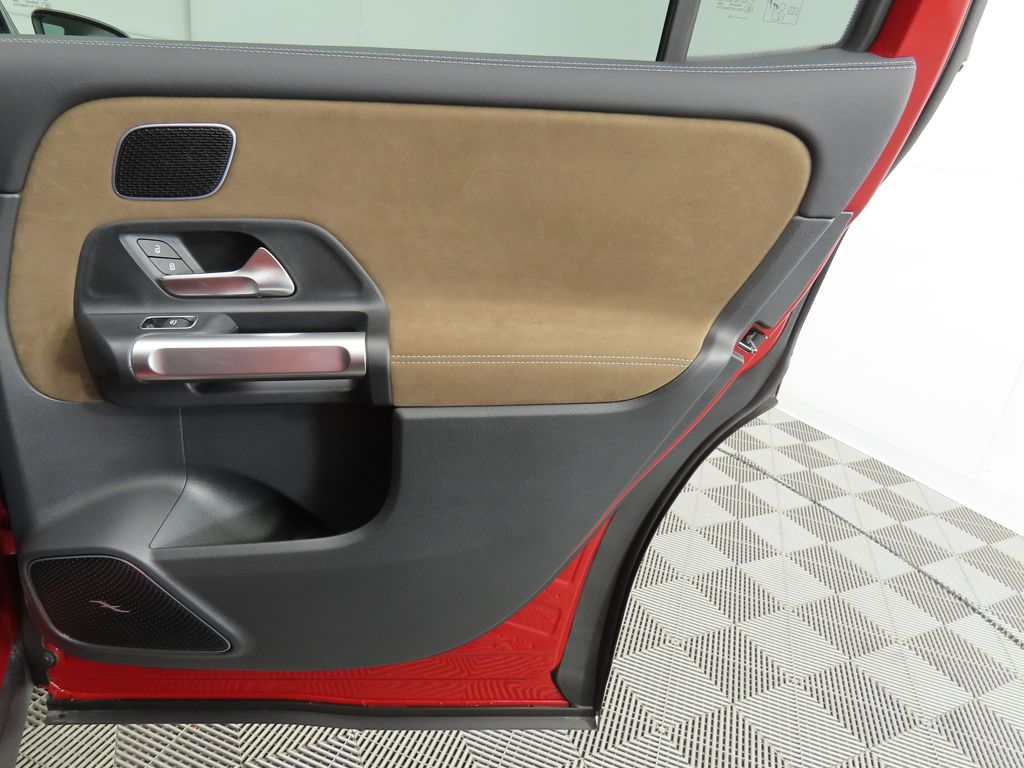 Thumbnail: 2025 Mercedes-Benz GLB - 27