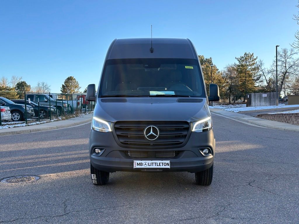 2024 Mercedes-Benz Sprinter 2500 Cargo 144 WB 5