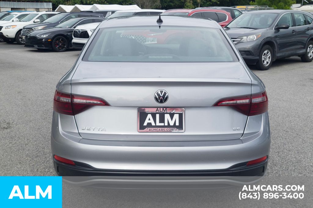 Used 2024 Platinum Gray Metallic Volkswagen 1.5T SE image 6
