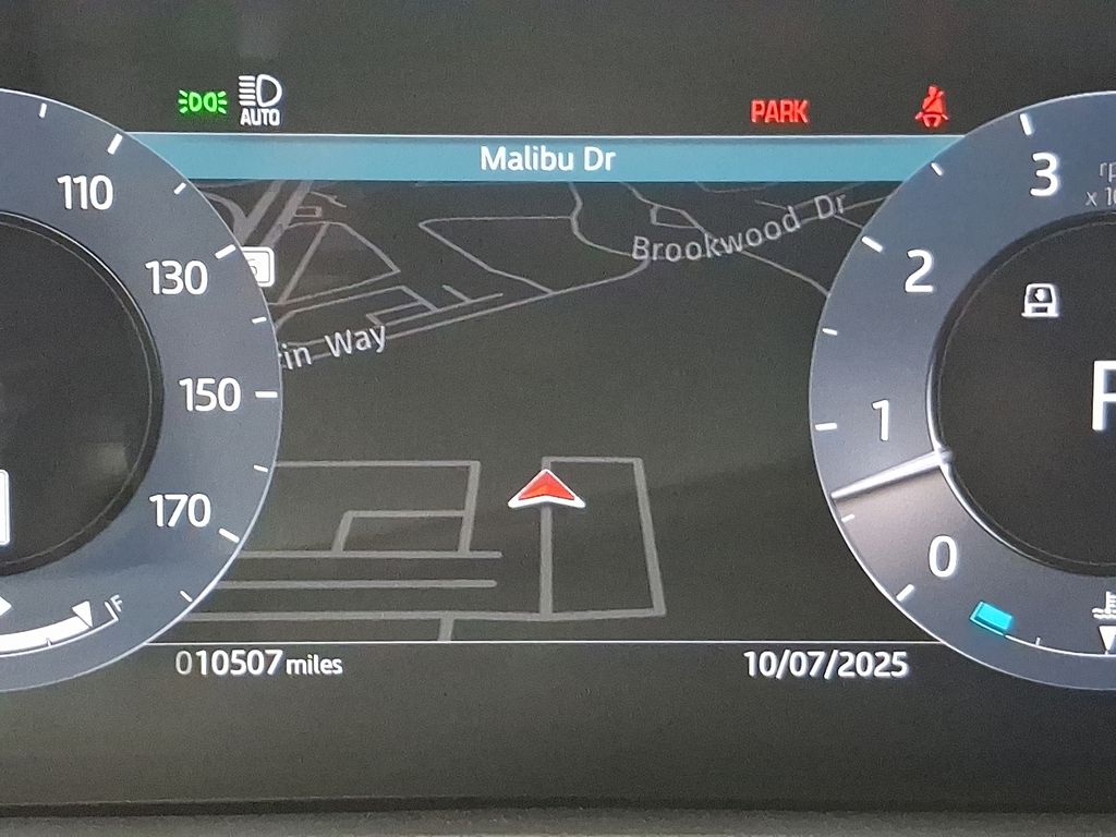 Thumbnail: 2025 Land Rover Range Rover Velar - 21