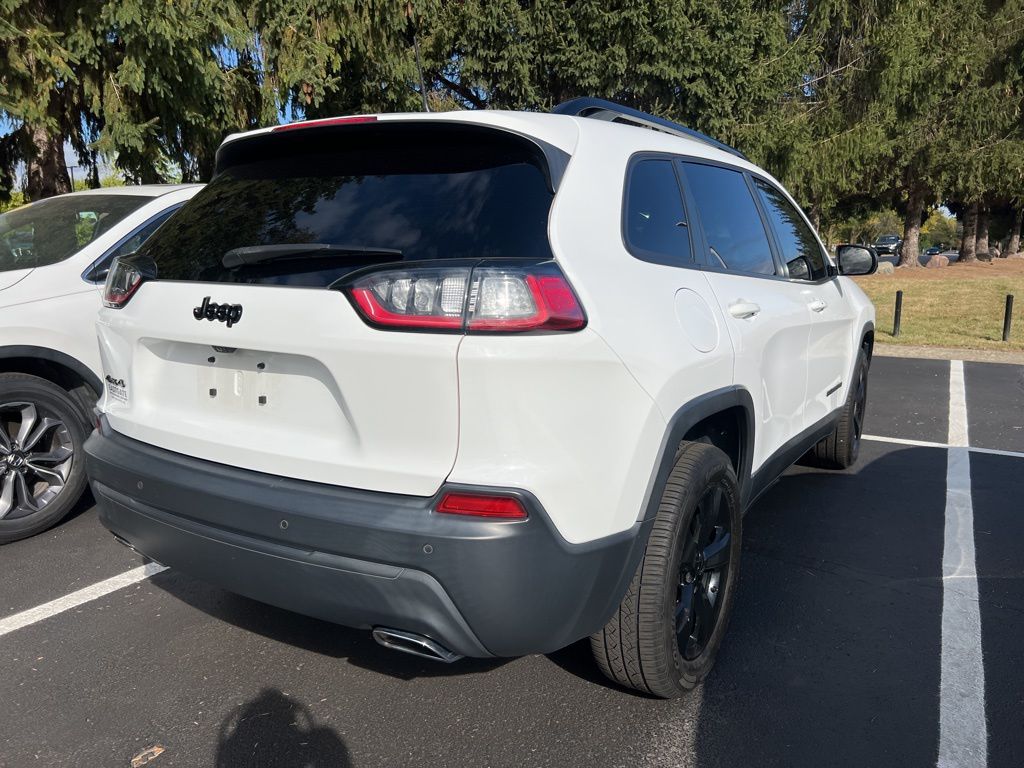 Thumbnail: 2019 Jeep Cherokee - 3