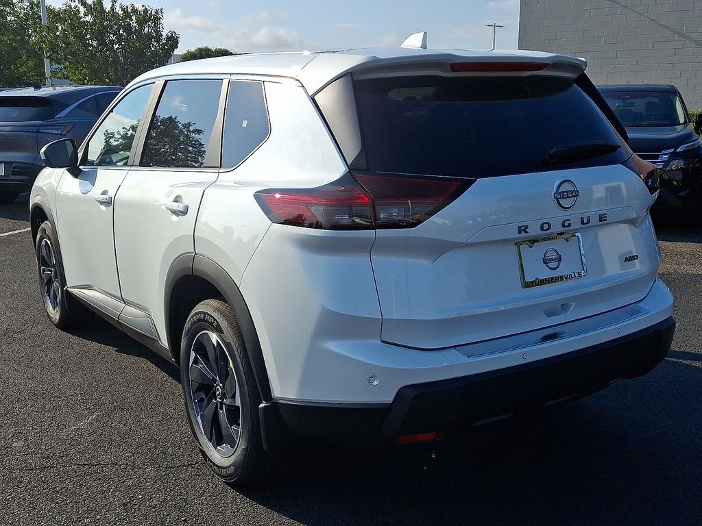 Thumbnail: 2026 Nissan Rogue - 3