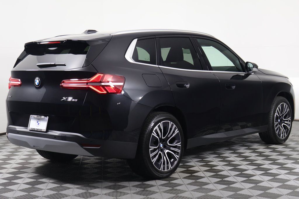 Thumbnail: 2026 BMW X3 - 4