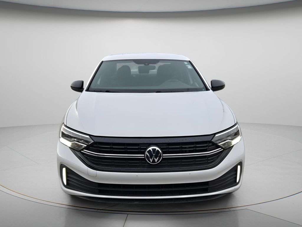 2023 Volkswagen Jetta - $17,800