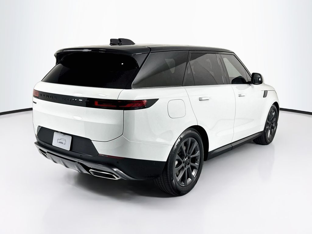 Thumbnail: 2026 Land Rover Range Rover Sport - 5