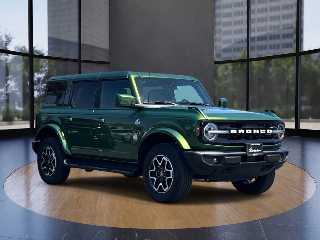 Green Metallic 2025 Ford Bronco Outer Banks 4-Door 4WD SUV / Crossover Four-Wheel Drive Automatic
