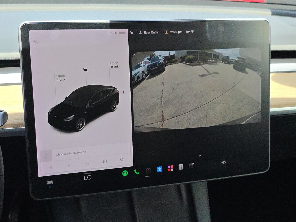 Used 2021 White Tesla Long Range image 29