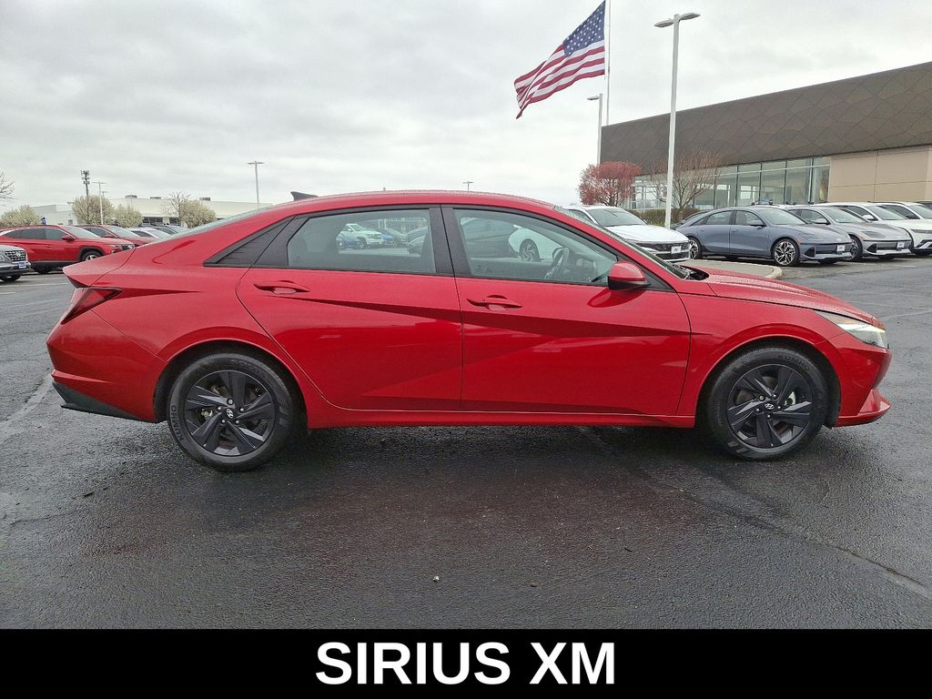 2021 Hyundai Elantra SEL 8