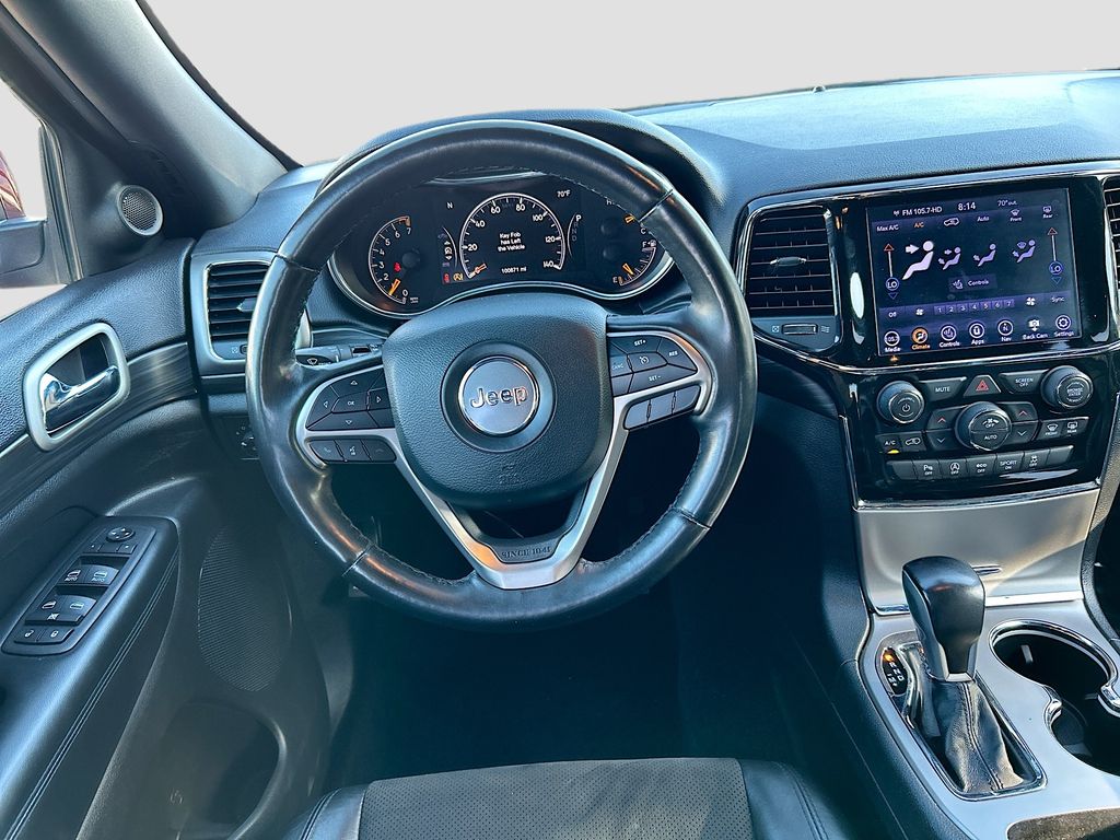 Thumbnail: 2021 Jeep Grand Cherokee - 21