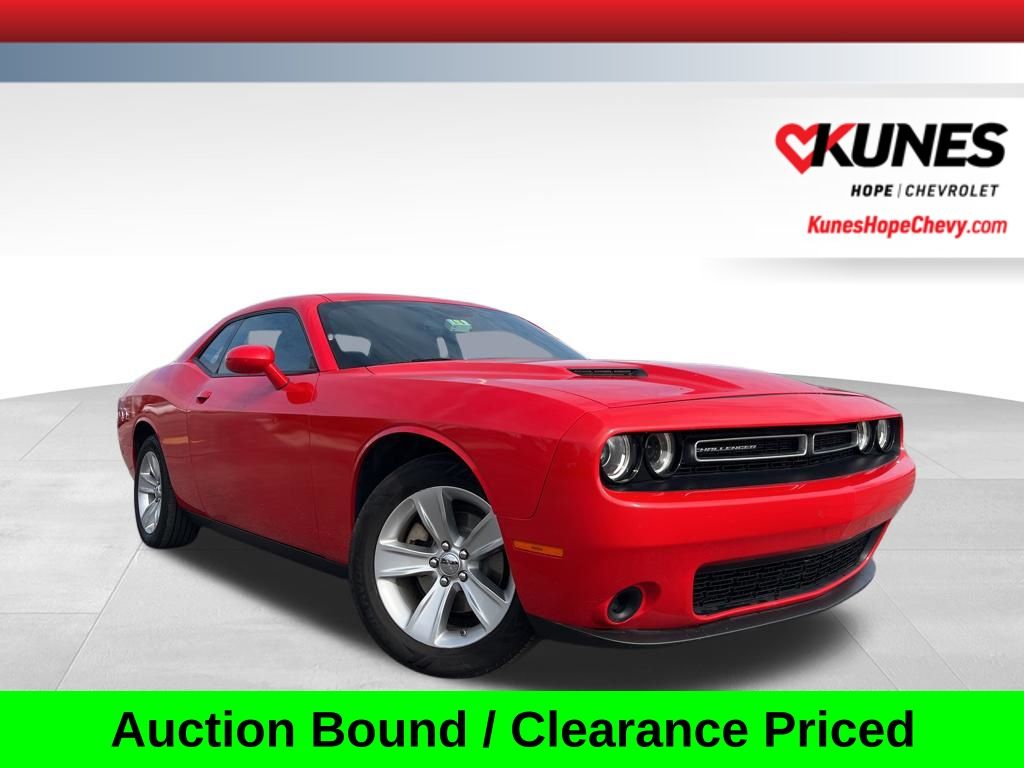 Torred Clearcoat 2023 Dodge Challenger SXT RWD Coupe Rear-Wheel Drive 8-Speed Automatic