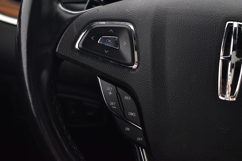 Thumbnail: 2019 Lincoln MKC - 15