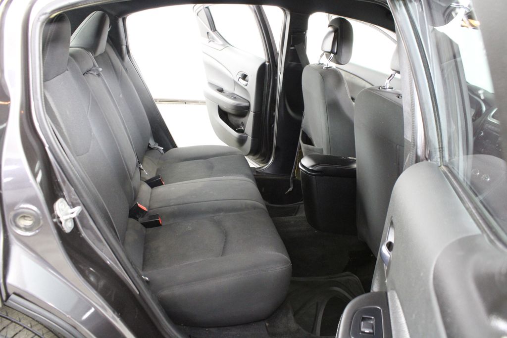 Used 2014 Dodge Avenger for sale in 