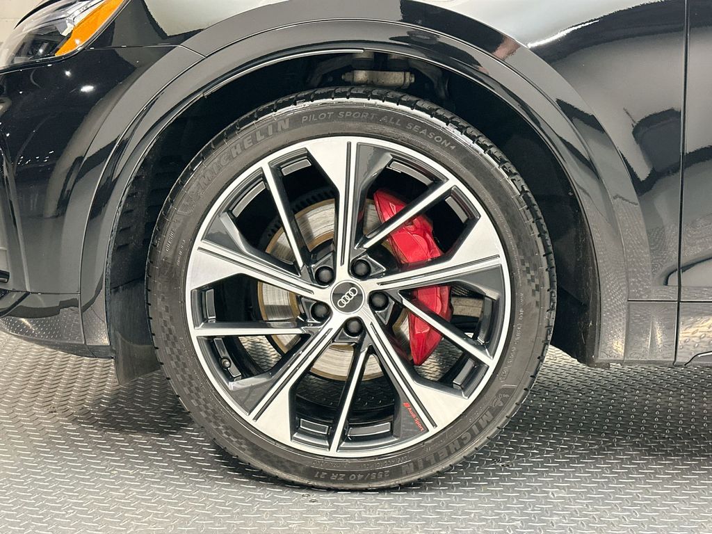 2022 Audi SQ5 Premium Plus 5