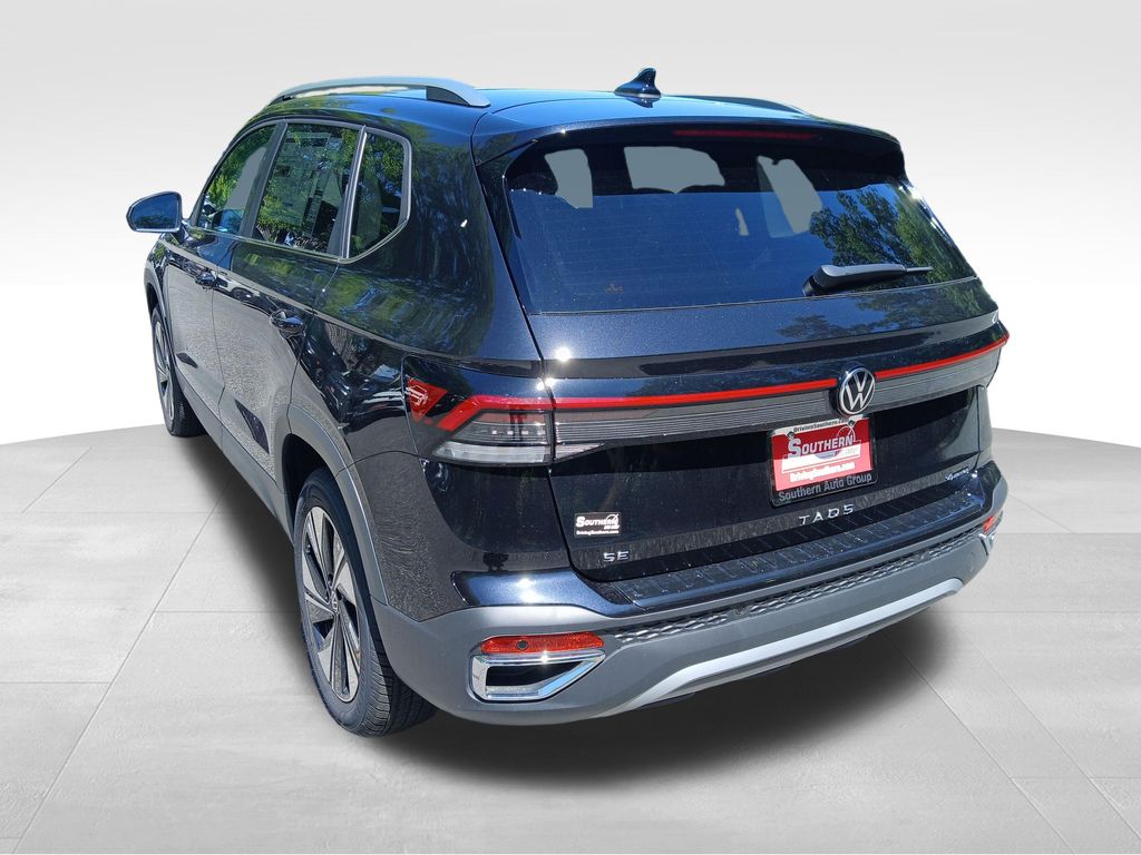 New 2026 Black Volkswagen 1.5T SE image 3