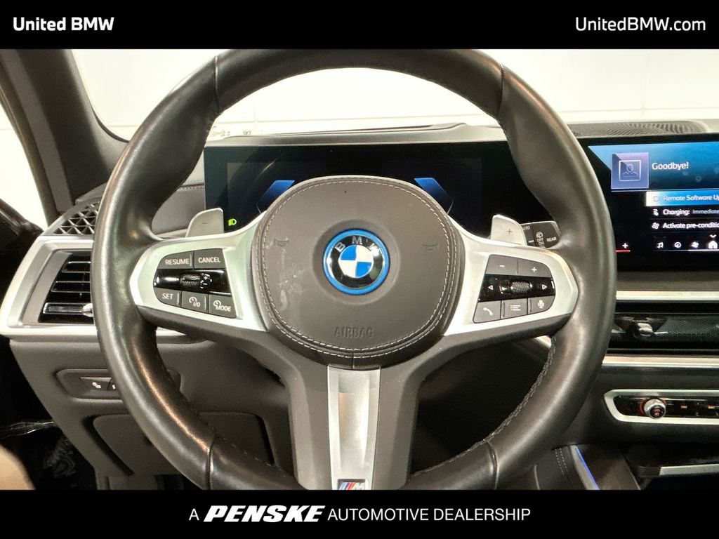 Thumbnail: 2024 BMW X5 - 14