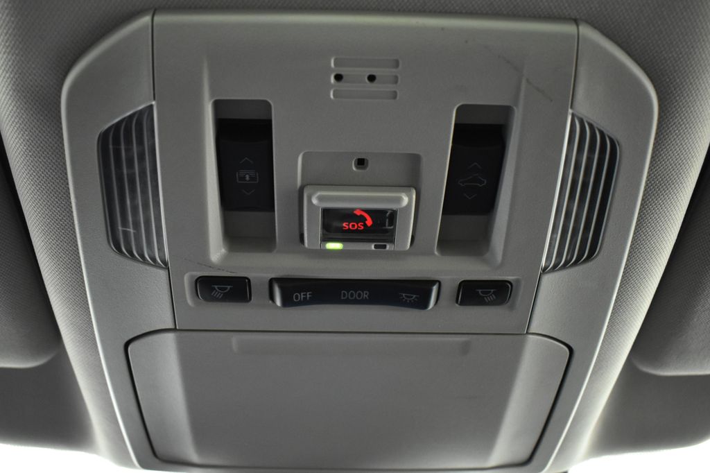 Thumbnail: 2022 Toyota Highlander - 22