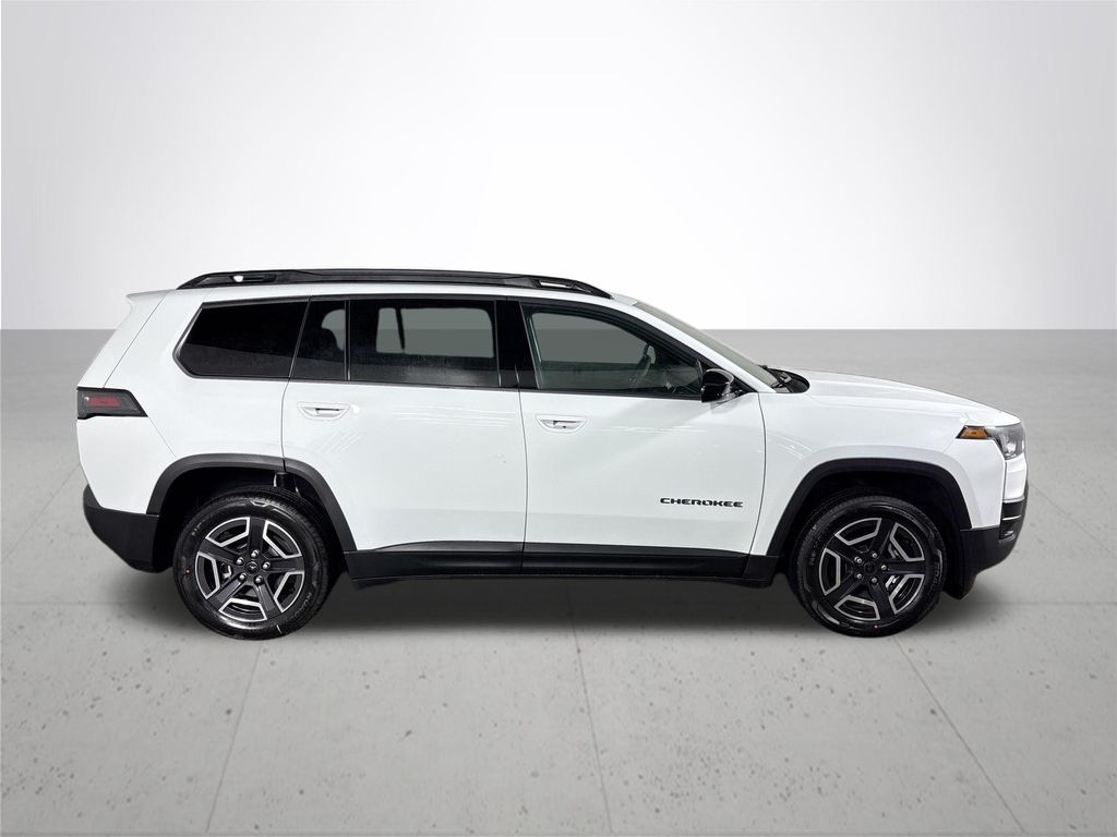 2026 Jeep Cherokee Laredo