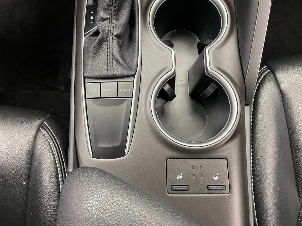 Thumbnail: 2023 Toyota Camry - 29