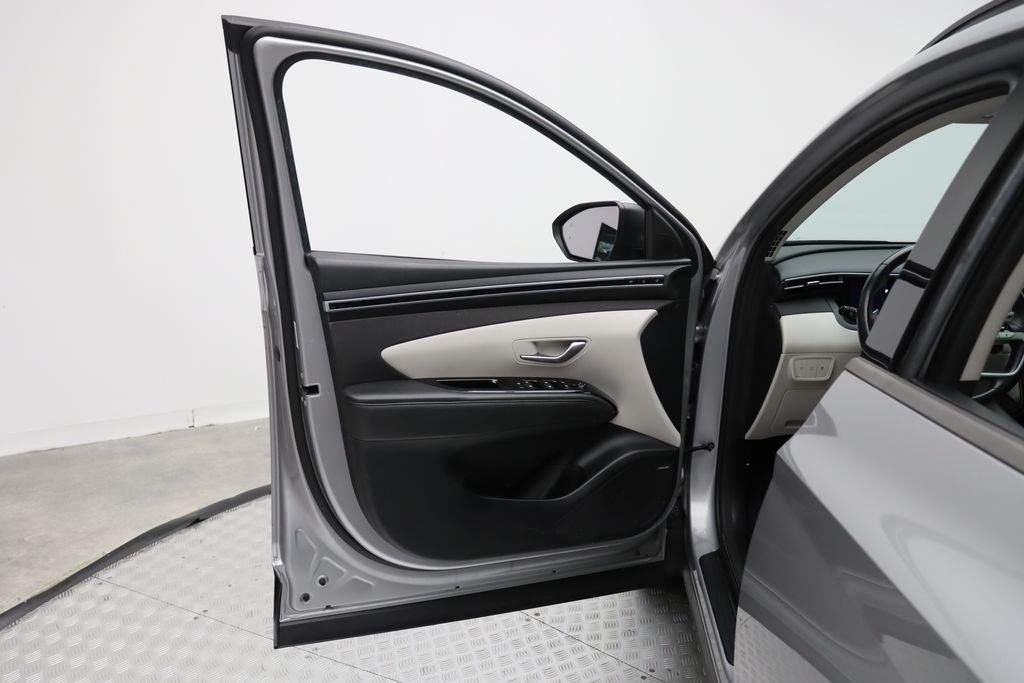 2022 Hyundai Tucson Limited 16