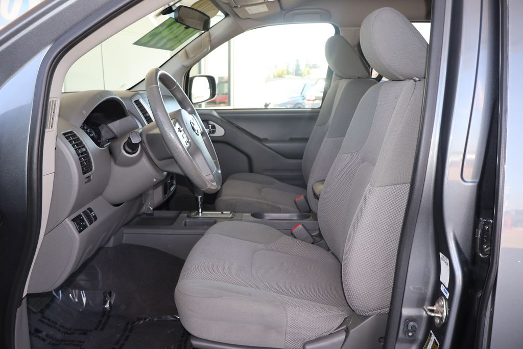 2019 Nissan Frontier SV 22