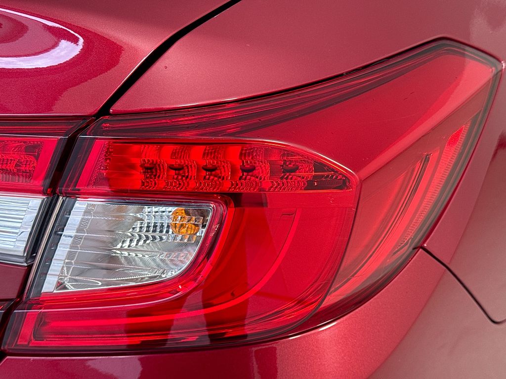 Used Car 2022 Honda Accord  Ex-l For Sale Under $25,000 In Austin, Texas