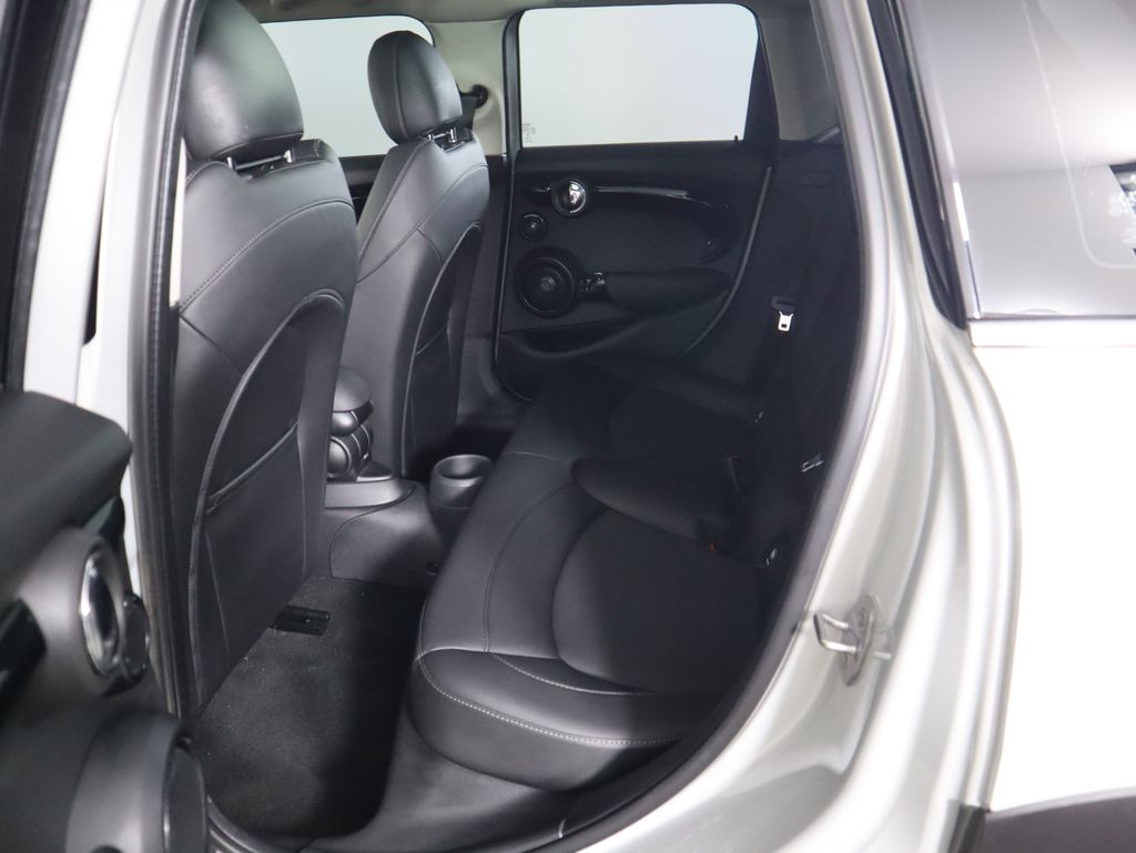 Thumbnail: 2019 MINI Cooper - 21