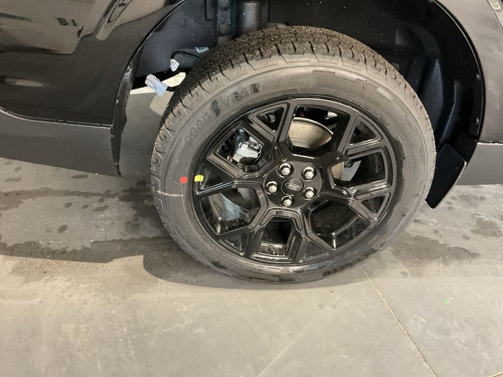 New 2026 Black Ford Lariat image 18