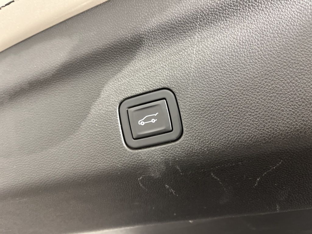 Thumbnail: 2021 GMC Yukon - 12